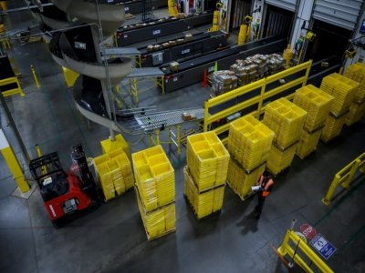 Un entrepôt d'Amazon à Staten Island, en février 2019 à New York - Johannes EISELE [AFP/Archives]