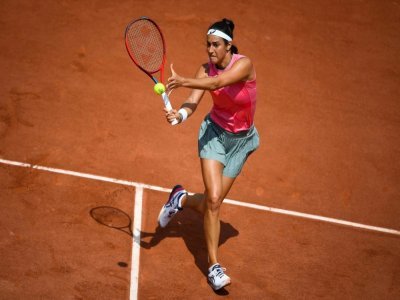 Caroline Garcia face à la Slovène Polona Hercog au 2e tour du tournoi de Roland-Garros, le 2 juin 2021 - Christophe ARCHAMBAULT [AFP]