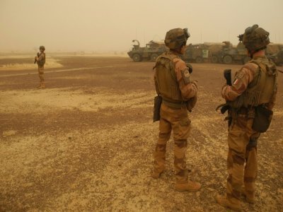 Soldats français de la force Barkhane dans la région de Gourma, au Mali, le 26 mars 2019 - Daphné BENOIT [AFP/Archives]
