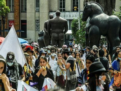Manifestation contre le président colombien Ivan Duque à Medellin le 5 juin 2021 - JOAQUIN SARMIENTO [AFP]