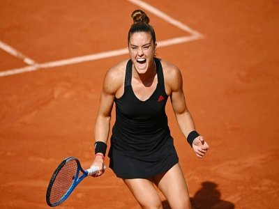 La Grecque Maria Sakkari, victorieuse de l'Américaine Sofia Kenin en 8e de finale à Roland-Garros, le 7 juin 2021 - Anne-Christine POUJOULAT [AFP]