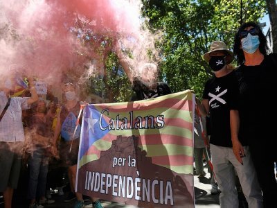 Des indépendantistes manifestent à Barcelone, en Espagne, le 21 juin 2021 - Josep LAGO [AFP]