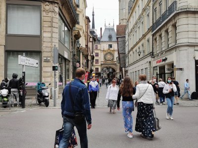 Après la levée des restrictions sanitaires, l'Euro 2021 est une aubaine pour les commerçants du centre-ville.
