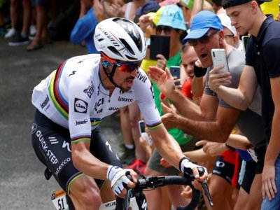 Le Français Julian Alaphilippe, lors de la 11e étape du Tour de France, disputée entre Sorgues et Malaucène, le 7 juillet 2021 - Thomas SAMSON [AFP]