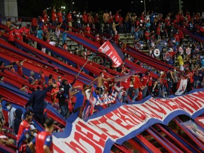 Des spectateurs au stade Atanasio Girardot de Medellin, le 16 juillet 2021 en Colombie - Joaquin SARMIENTO [AFP]
