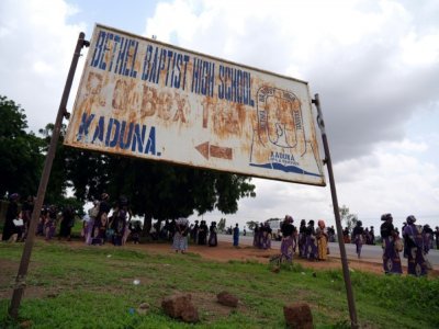 L'entrée de l'école où plus d'une centaine de lycéens ont été enlevés par des hommes armés dans l'Etat de Kaduna, au Nigeria, le 14 juillet 2021. - Kola Sulaimon [AFP]