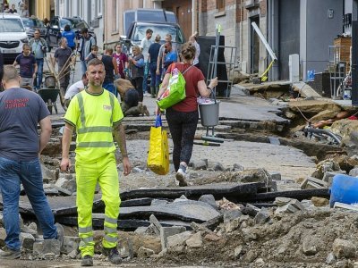 Dinant, en Belgique, au lendemain de fortes pluies, le 25 juillet 2021. - NICOLAS MAETERLINCK [BELGA/AFP]