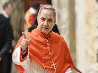 Le Cardinal Giovanni Angelo Becciu, au Vatican, le 28 juin 2018 - ANDREAS SOLARO [AFP/Archives]