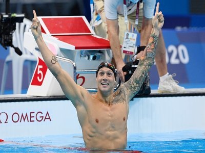 L'Américain Caeleb Dressel, sacré sur 100 m nage libre, le 29 juillet 2021 aux JO de Tokyo - Attila KISBENEDEK [AFP]