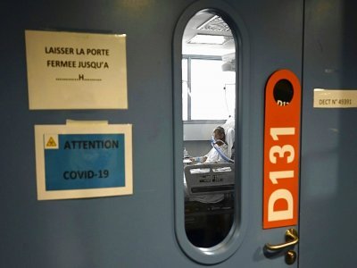 Un patient atteint du Covid-19 en soins intensifs au CHRU de Strasbourg, le 28 juillet 2021 - FREDERICK FLORIN [AFP]