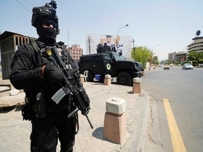 Des membres des forces spéciales irakiennes sont déployées dans Bagdad le 27 août 2021 à la veille d'une conférence régionale - Ahmad AL-RUBAYE [AFP]