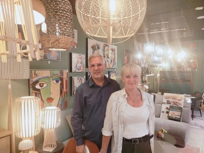 Denis et Fabienne Pichard ont ouvert leur commerce de décoration d'intérieur dans le centre commercial d'Hérouville-Saint-Clair. - Mathieu Marie