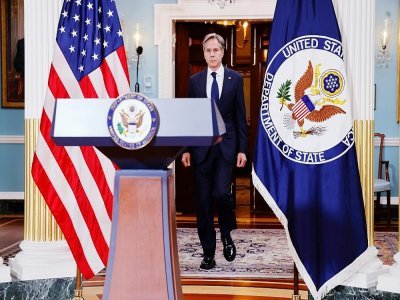 Le secrétaire d'Etat amricain Antony Blinken fait son entrée pour un discours après des discussions sur la situation en Afghanistan au Département d'Etat, à Washington, le 30 août 2021 - JONATHAN ERNST [POOL/AFP]