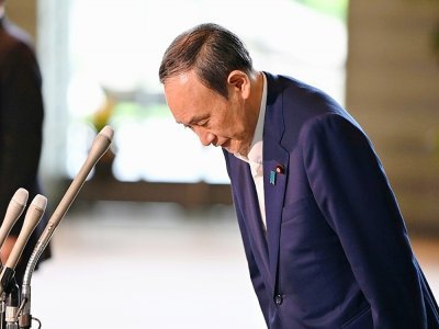 Le Premier ministre japonais Yoshihide Suga lors d'une conférence de presse, à Tokyo le 3 septembre 2021 - Kazuhiro NOGI [AFP]