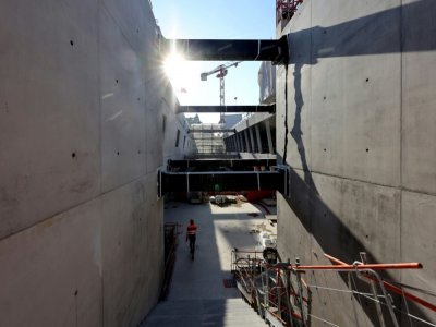 La construction d'une nouvelle gare est en cours pour le prolongement du RER E à la Porte Maillot, à Paris, le 6 septembre 2021 - Thomas COEX [AFP]