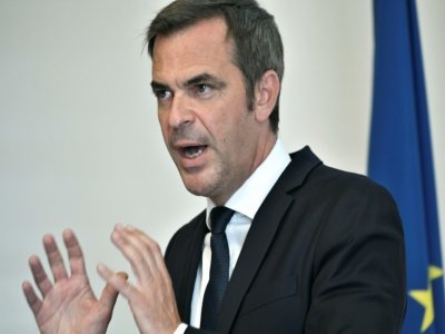 Olivier Véran le 26 août 2021 à Paris - STEPHANE DE SAKUTIN [AFP/Archives]