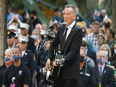 Bruce Springsteen lors des commémorations du 20e anniversaire des attaques contre le World Trade Center, le 11 septembre 2021 à New York - Jim WATSON [AFP]