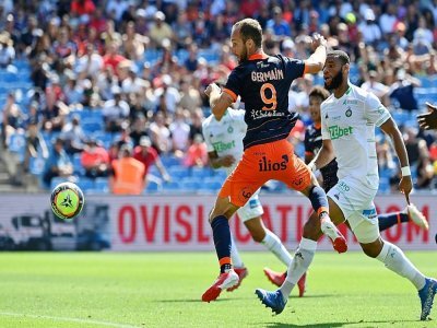 Le nouvel attaquant de Montpellier Valère Germain inscrit le 2e but de son équipe face à Saint-Etienne à La Mosson, le 12 septembre 2021 - Pascal GUYOT [AFP]