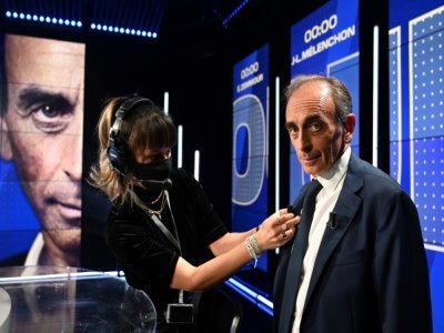 Eric Zemmour avant son débat avec Jean-Luc Mélenchon le 23 septembre 2021 - BERTRAND GUAY [POOL/AFP]