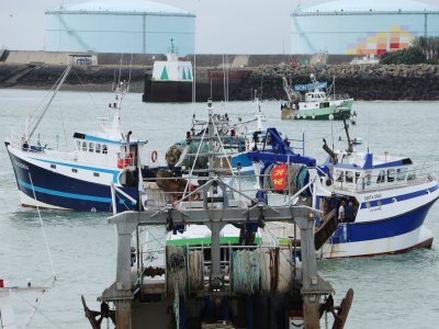 Des pêcheurs de Seine-Maritime et du Calvados étaient présents. Une autre manifestation se déroule à Cherbourg.