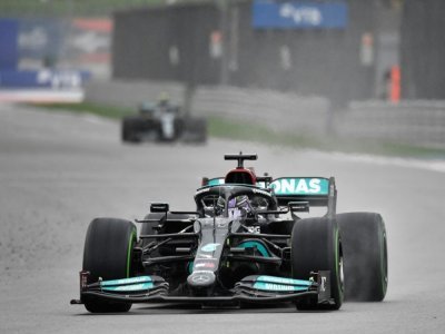 Le pilote britannique Lewis Hamilton (Mercedes), lors du Grand Prix de Russie de Formule 1, le 26 septembre 2021 sur le circuit de Sotchi - Alexander NEMENOV [AFP]