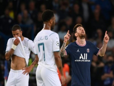 Les joueurs de Manchester City abattus sur le but de Leo Messi au Parc des Princes, le 28 septembre 2021 - FRANCK FIFE [AFP]