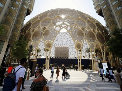 Le bâtiment Al Wasl Plaza, au coeur de l'Expo 2020 de Dubaï qui a ouvert ses portes au grand public - Karim SAHIB [AFP]