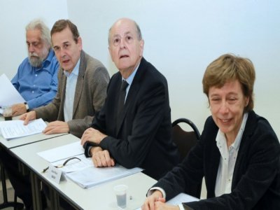 Première séance de la Ciase, avec de gauche à droite: Jean-Pierre Winter, Antoine Garapon, Jean-Marc Sauvé et Sylvette Toche, le 8 févrer 2018 à Paris - JACQUES DEMARTHON [AFP/Archives]