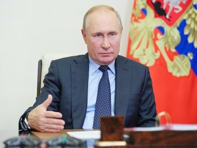 Le président russe Vladimir Poutine, le 4 octobre 2021 à Novo-Ogaryovo, près de Moscou - Evgeny Paulin [SPUTNIK/AFP/Archives]