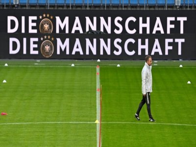 Le sélectionneur de l'équipe d'Allemagne Hansi Flick lors d'un entraînement le 7 octobre 2021 à Hambourg - John MACDOUGALL [AFP/Archives]