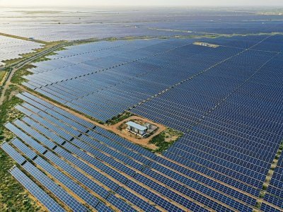 Le Parc solaire de Bhadla, dans l'Etat indien du Rajasthan, le 6 octobre 2021 - Sajjad HUSSAIN [AFP]