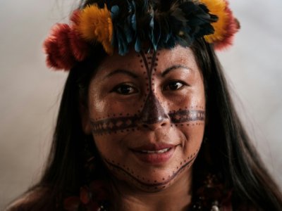 Alessandra Munduruku, de la tribu indigène Munduruku, en février 2017 à Rio de Janeiro - Yasuyoshi Chiba [AFP/Archives]