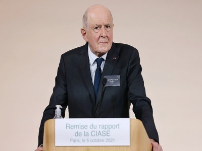 Jean-Marc Sauvé, le président de la Commission indépendante sur les abus sexuels dans l'Église, le 5 octobre 2021 à Paris - THOMAS COEX [POOL/AFP/Archives]