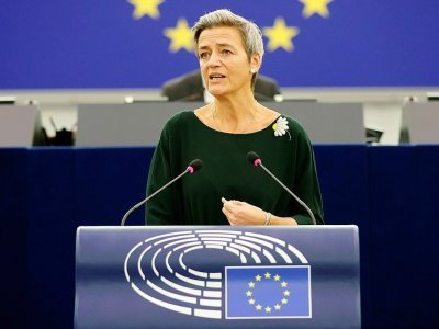 la commissaire européenne à la Concurrence, Margrethe Vestager, au Parlement européen, le 19 octobre 2021 à Strasbourg - Ronald WITTEK [POOL/AFP]