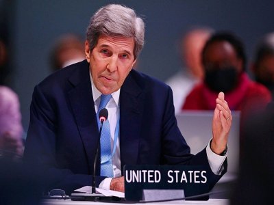 L'émissaire américain John Kerry lors de la COP26 à Glasgow, en Ecosse, le 12 novembre 2021 - Ben STANSALL [AFP]