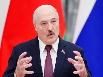 Le président bélarusse Alexandre Loukachenko s'exprime lors d'une conférence de presse le 9 septembre 2021 à Moscou - SHAMIL ZHUMATOV [POOL/AFP/Archives]