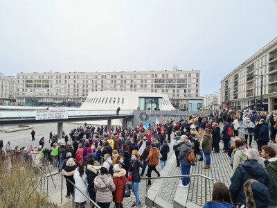 Au Havre, les manifestants s'étaient donné rendez-vous près du Volcan.