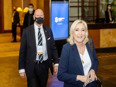 Marine Le Pen au Sommet de Varsovie, le 4 décembre 2021 en Pologne - Wojtek RADWANSKI [AFP/Archives]