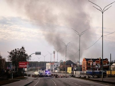 Fumée après une explosion le 18 mars 2022 à Kiev - FADEL SENNA [AFP]