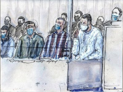 Croquis d'audience du procès des attentats du 13 novembre 2015, réalisé le 6 janvier 2022, montrant les accusés Osama Krayem, Mohamed Abrini, Mohamed Amri et Salah Abdeslam - Benoit PEYRUCQ [AFP]