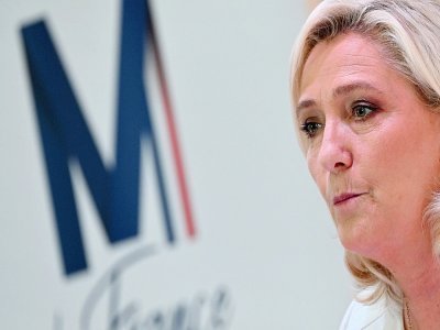 Marine Le Pen, candidate du Rassemblement national à la présidentielle, lors d'une conférence de presse à Paris le 13 avril 2022 - Emmanuel DUNAND [AFP]