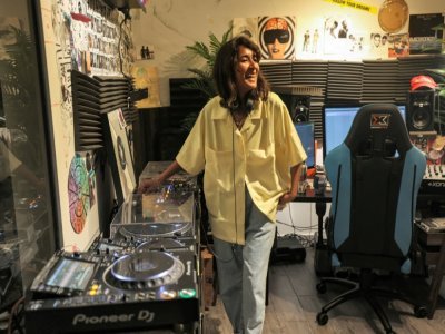 Lujain Albishi, DJ saoudienne, à Jeddah, le 26 mai 2022 - Fayez Nureldine [AFP]