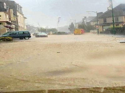 Les pompiers de la Manche sont intervenus à de multiples reprises dans le département pour des inondations à cause des orages. - Sdis 50