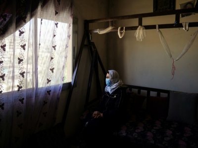 Touqa, épouse d'un détenu syrien, qui a élevé seule ses cinq enfants, lors d'un entretien avec l'AFP dans la Békaa au Liban, le 13 juin 2022 - DYLAN COLLINS [AFP]