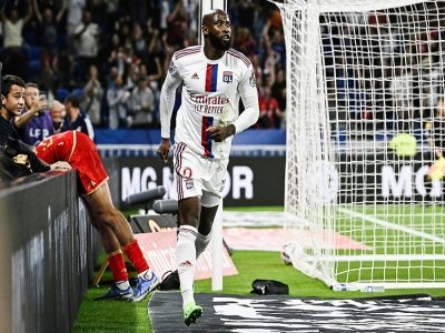 L'attaquant Moussa Dembélé vient de marquer le 5e but de Lyon contre Angers, le 3 septembre 2022 à Décines-Charpieu - JEFF PACHOUD [AFP]