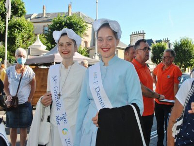 Les Demoiselles de Granville, ici celles de 2022, ont un rôle de représentation dans toute l'agglomération. - Solange Clavel