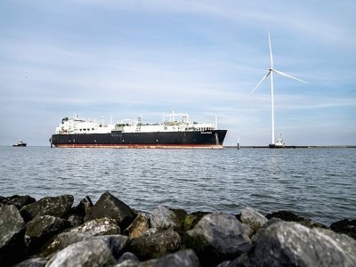 Un navire transportant du gaz naturel liquéfié arrive dans le port d'Eemshaven, aux Pays-Bas, le 4 septembre 2022 - Siese VEENSTRA [ANP/AFP/Archives]