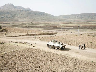 Un char abandonné, présumé appartenir à l'armée éthiopienne, près de Dengolat, dans la région du Tigré (Ethiopie), le 20 juin 2021 - Yasuyoshi CHIBA [AFP/Archives]