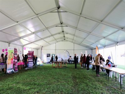 La tente du forum santé était la même que celle utilisée pour la manifestation solidaire et sportive Les Elles de l'Orne, qui s'est déroulée dimanche 9 octobre.