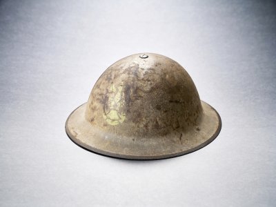 Un casque d'un soldat polonais en acier de 1944. - CD61, Jérémy Saint-Peyre